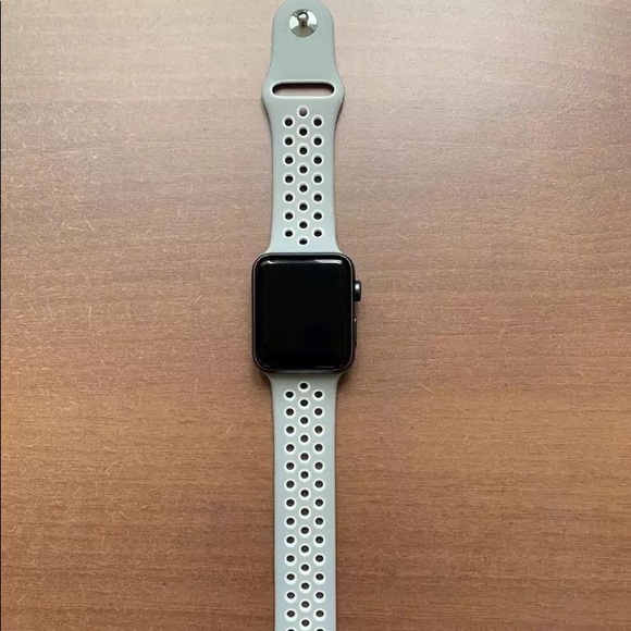 NEW SILVER-WT Sport Silicone Band FOR Apple Watch - Picture 2 of 4